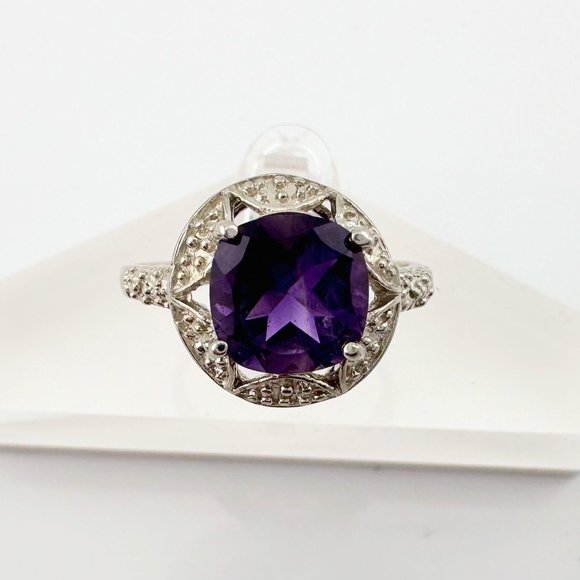 Beautiful Dark Purple Amethyst and Diamond Accent Ring - Sterling Silver Size 7. - Picture 8 of 16